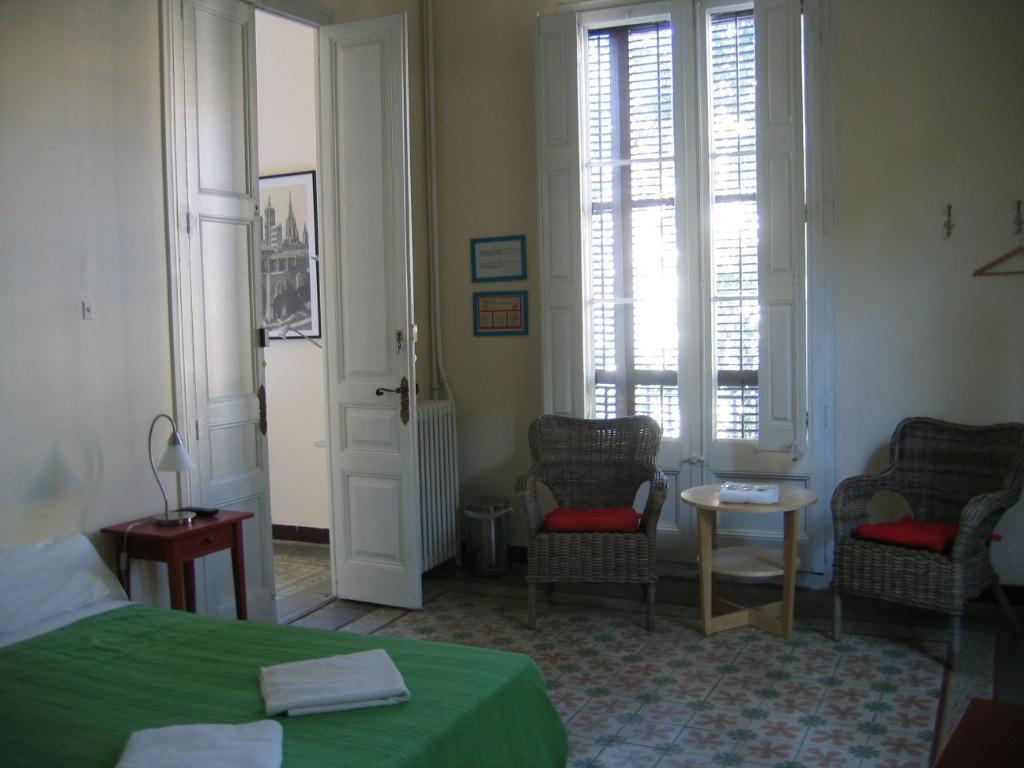 Pension Ciudadela Barcelona Exterior foto